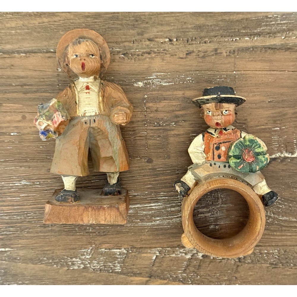 VTG Italy ANRI? Folk Art Wood Carved Napkin Ring + Figurine Mid Century Read